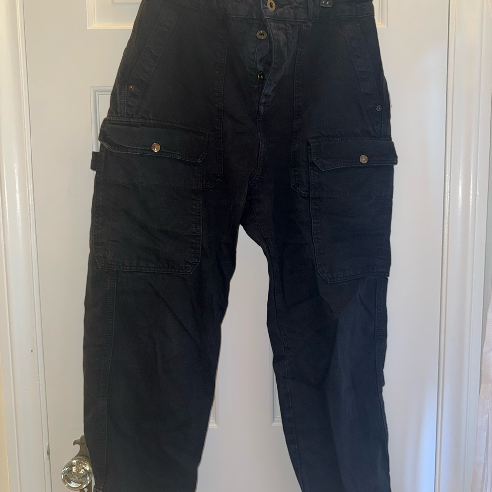 Zara Women’s Navy Cargo Pants
